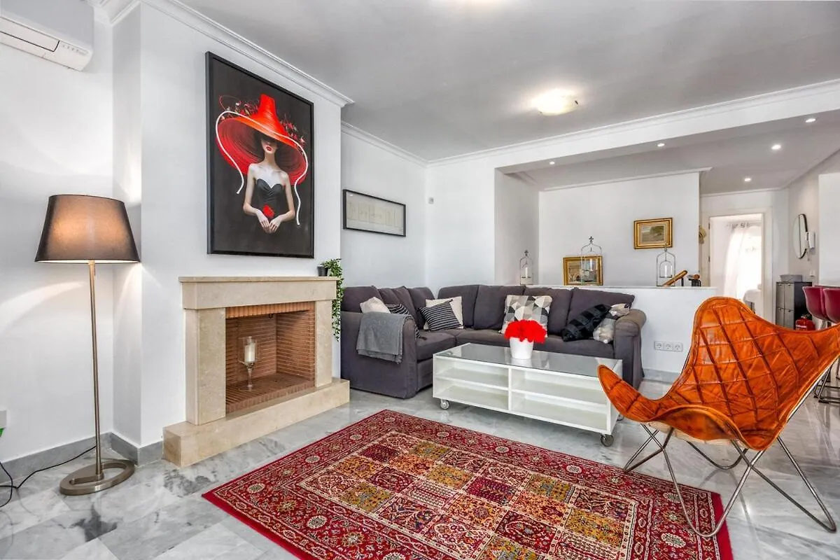 3 Bed Duplex By Puerto Banus, Marbella, 3 Pools, Sea Views Apartment